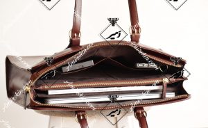 کیف چرم اداری از نمای داخلی 