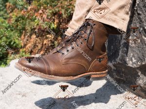 بوت چرم قهوه ای 