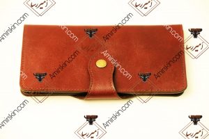کیف پول چرم قهوه ای دکمه دار