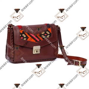 کیف زنانه چرم گلیم دار