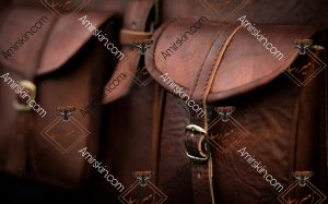 کیف چرم قهوه ای قفل دار