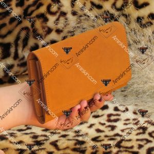 کیف پول چرم شتری