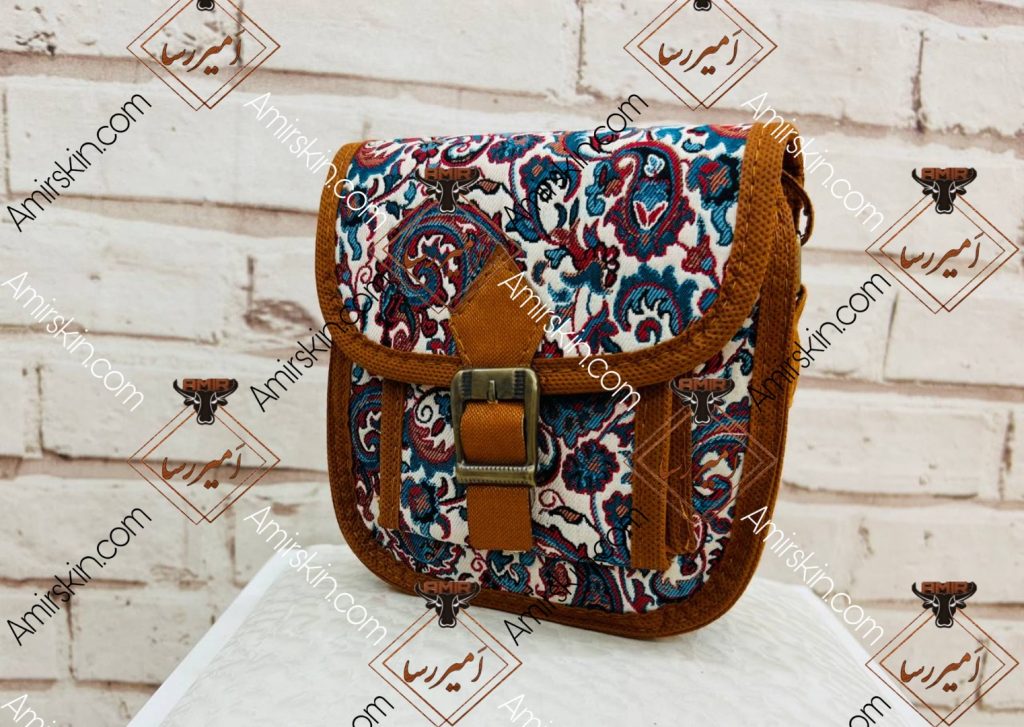 کیف با طرح گلیم